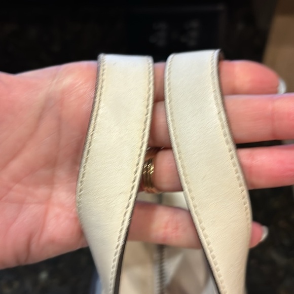 Small Cream coach purse - Picture 5 of 6